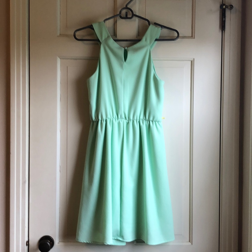 Sea green spring dress - Picture 2 of 4